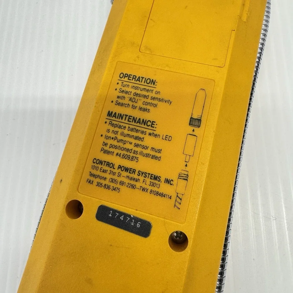 CPS L780 Leak-Seeker Refrigerant Leak Detector, Case Manual Box